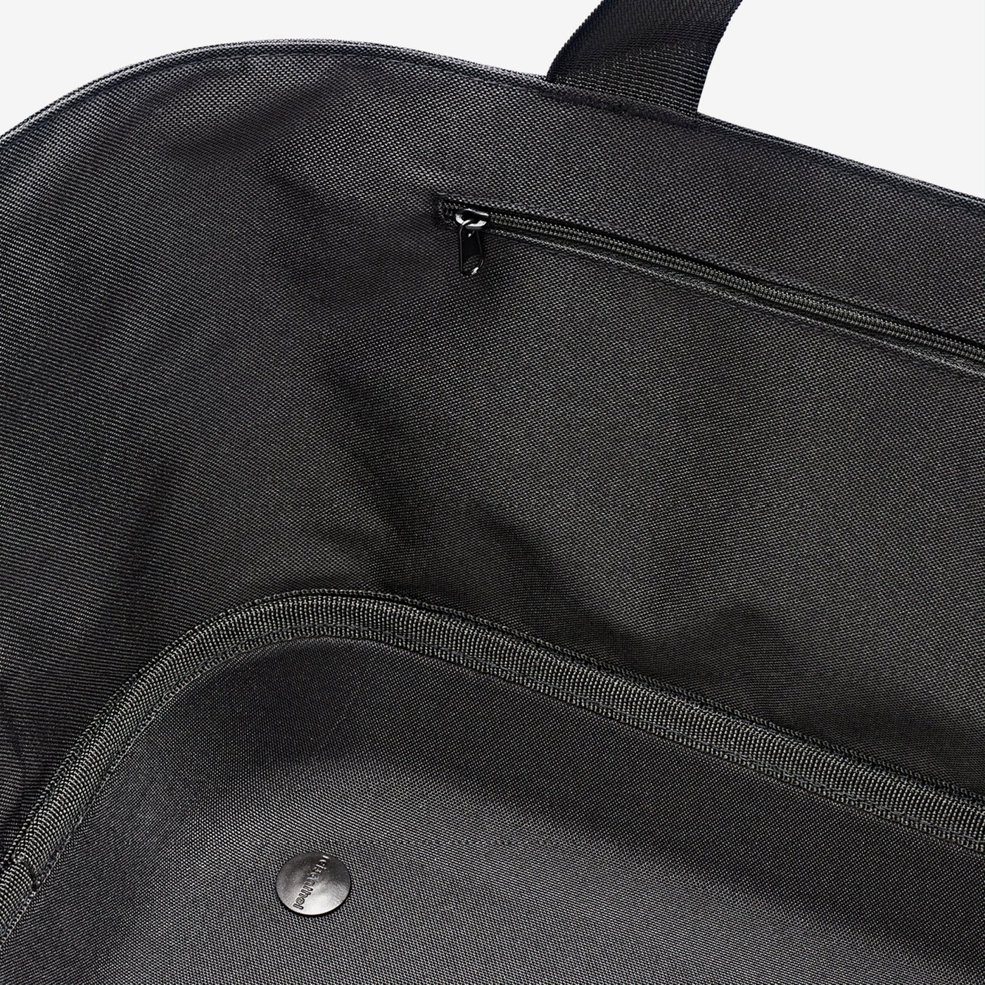 BE7003_qvgmghtpr940lcrp3qbe8p9o3h_1400