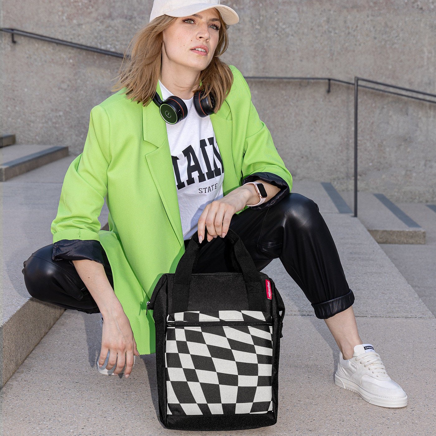 JR7066_ktlo9d84vt3sd485cft68odp0i_1400