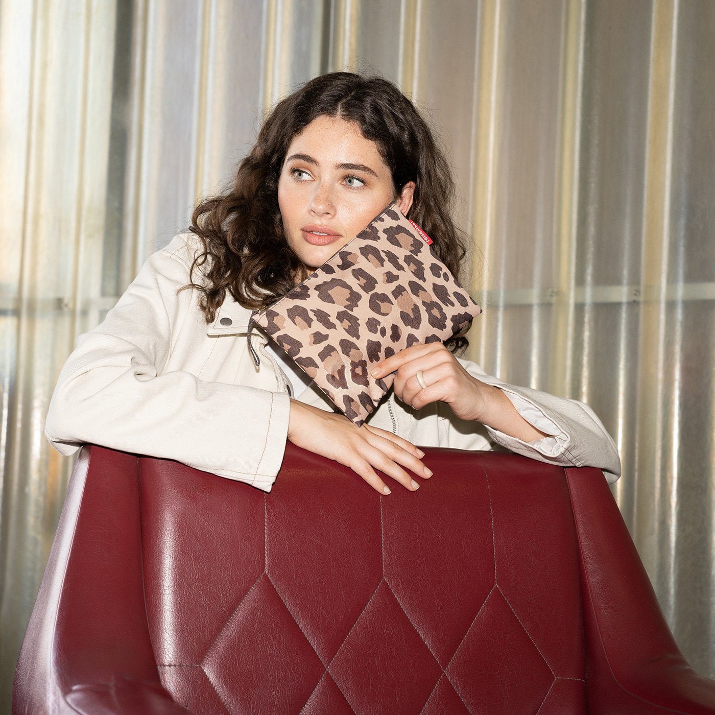 LR6048_lmlvn7gndp5lhe0apc34le403l_1400