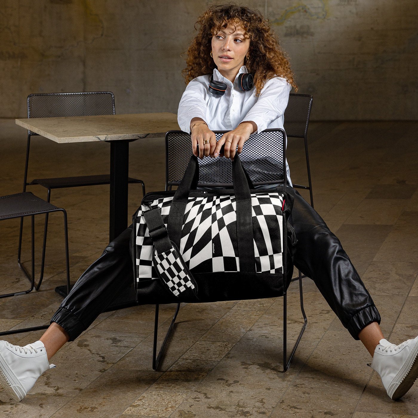 MT7066_7fqil8cd711bj7upmfa5bmj43f_1400