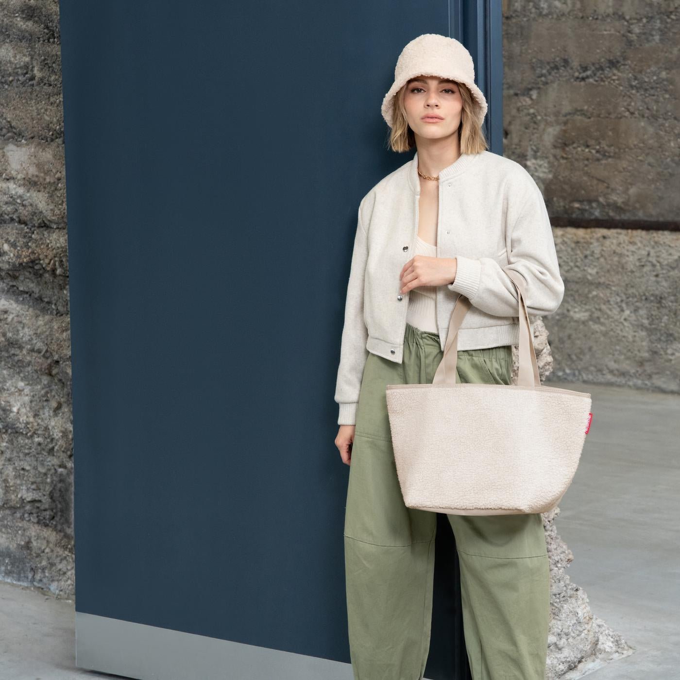 ZS1042_qphq4rkbft2ut366jbd14los6o_1400